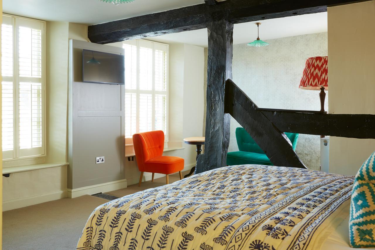The Bull Hotel Fairford Extérieur photo