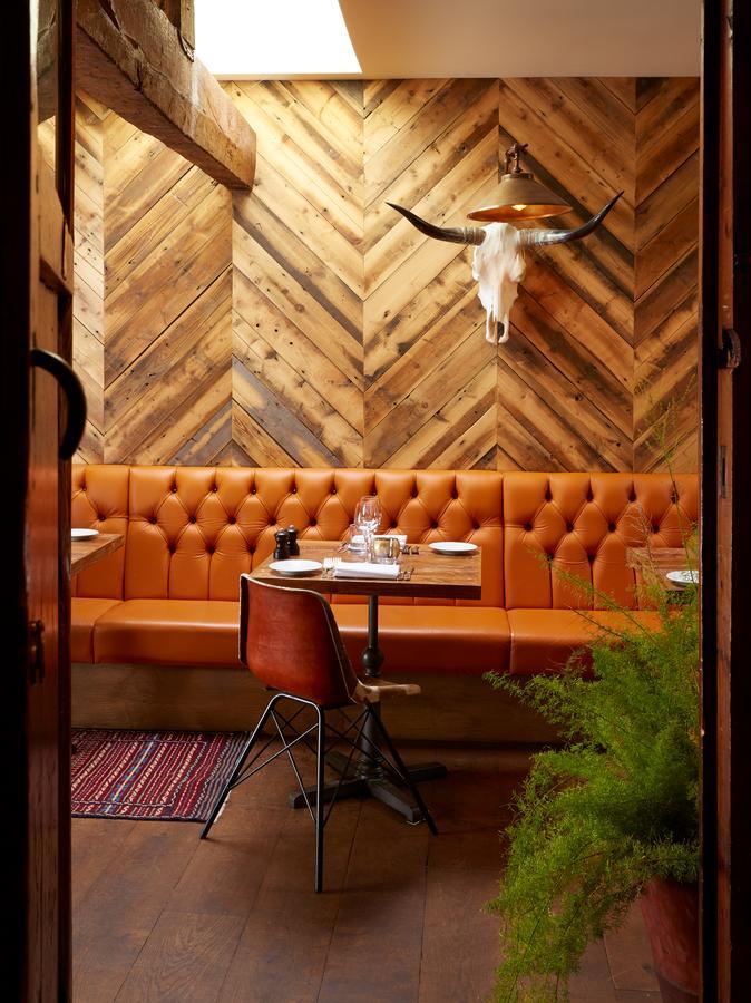 The Bull Hotel Fairford Extérieur photo