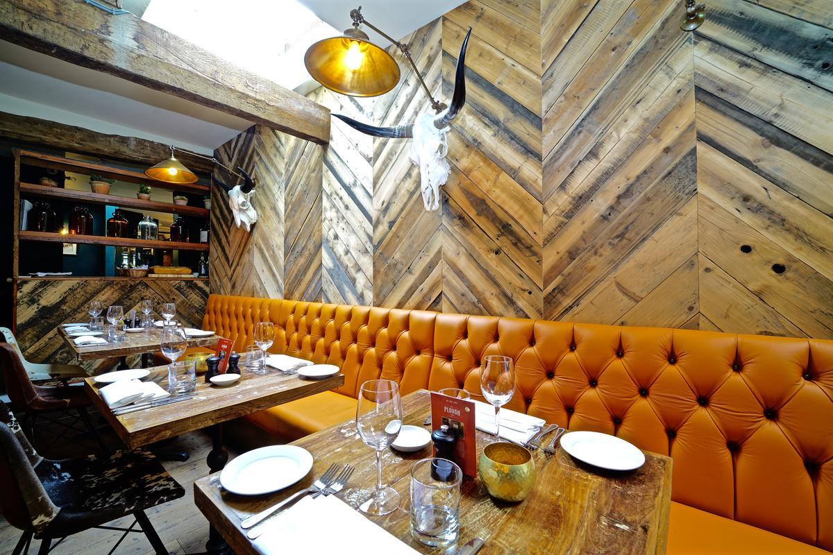 The Bull Hotel Fairford Extérieur photo